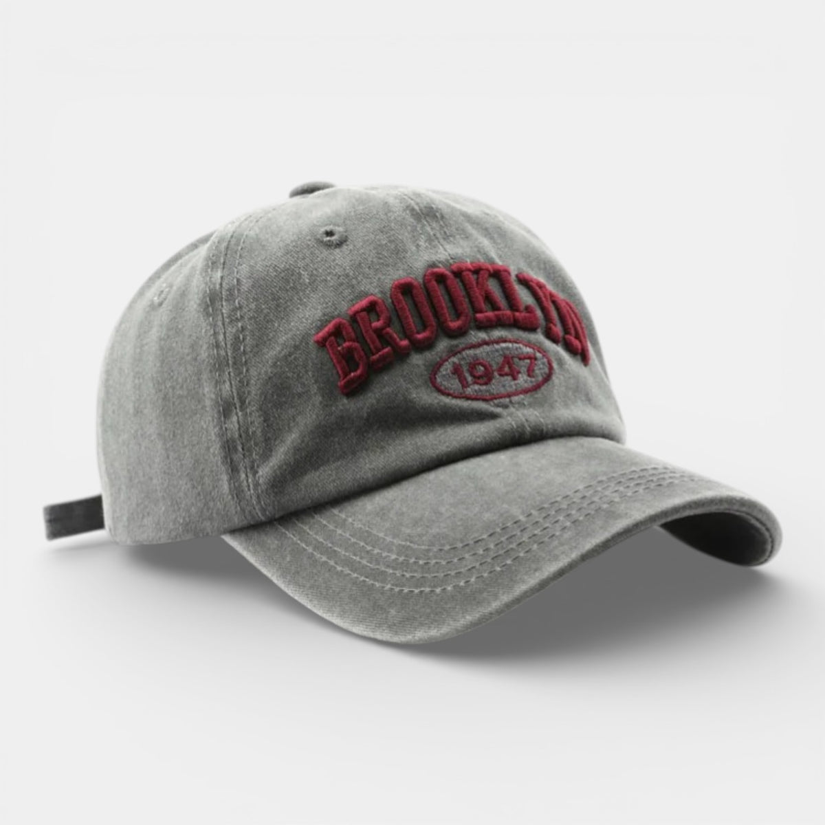 Casquette Streetwear Brooklyn Grise avec écriture rouge en coton 1947