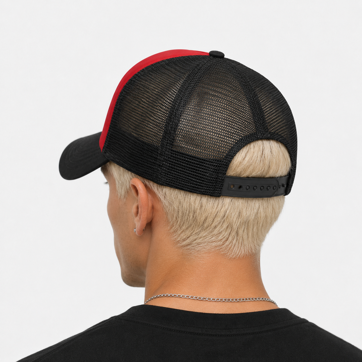 Casquette Rouge & Noir Y2K snapback en polyester