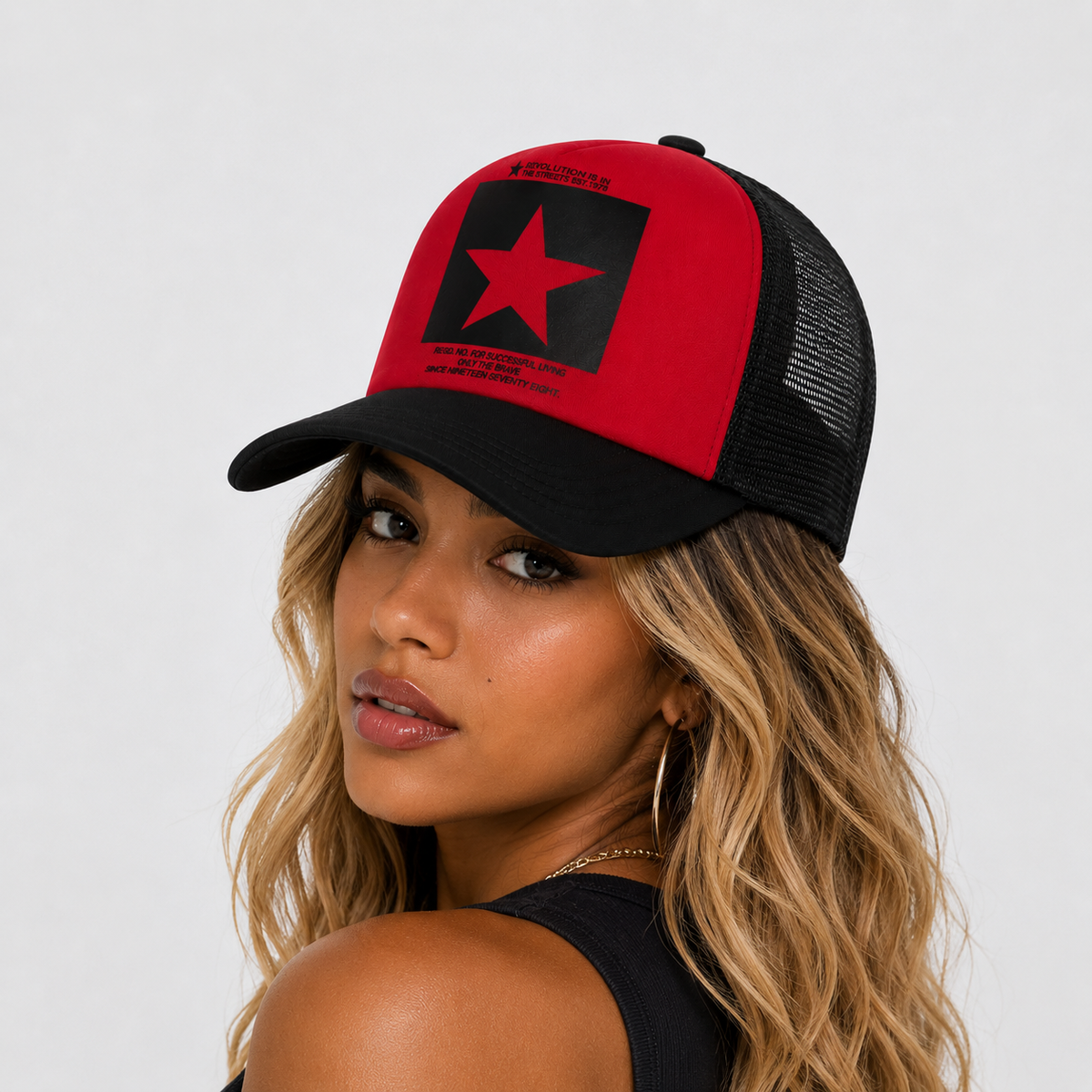 Casquette Rouge & Noir Y2K snapback en polyester