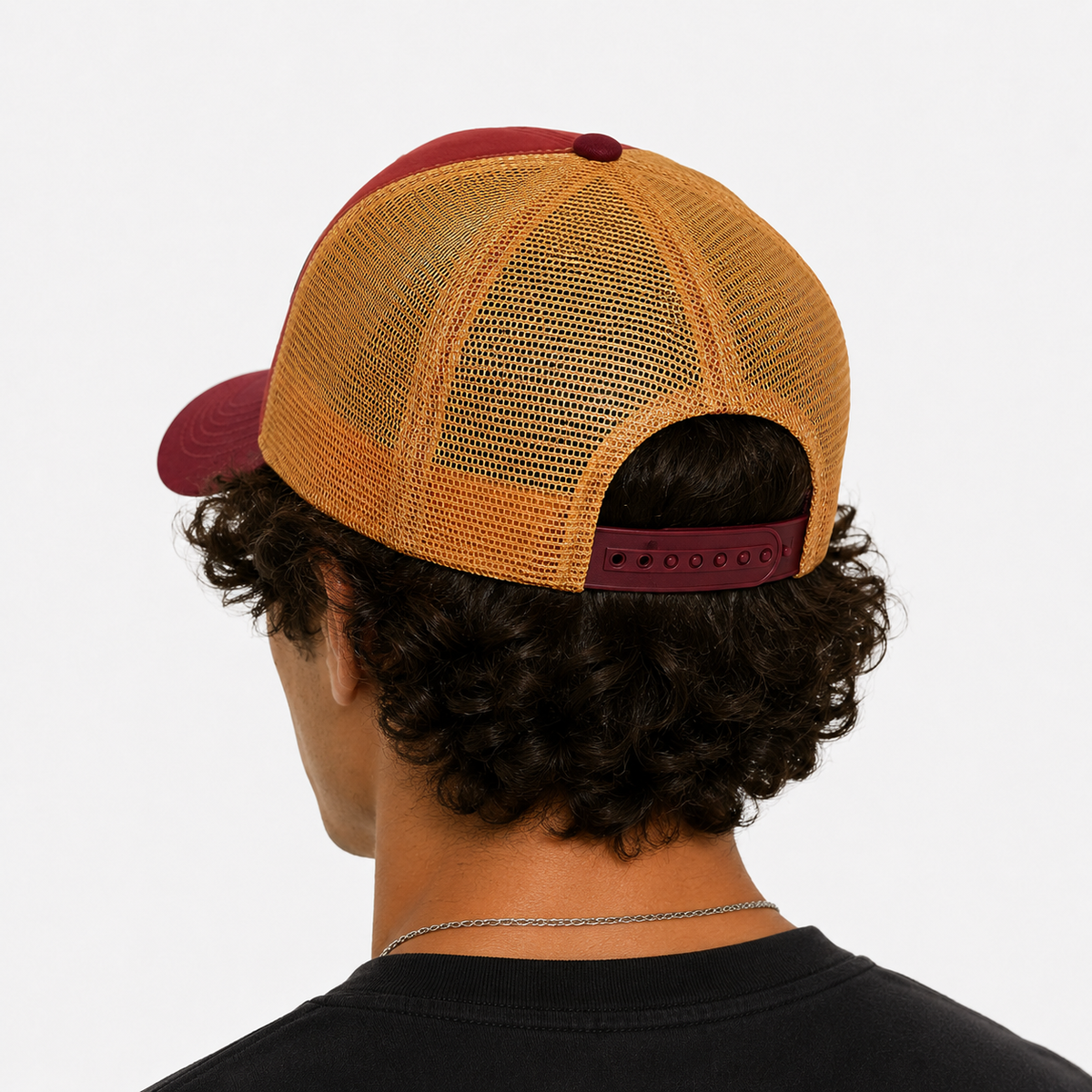 Couvre-Chef Trucker En Maille Motif Aigle Brodé