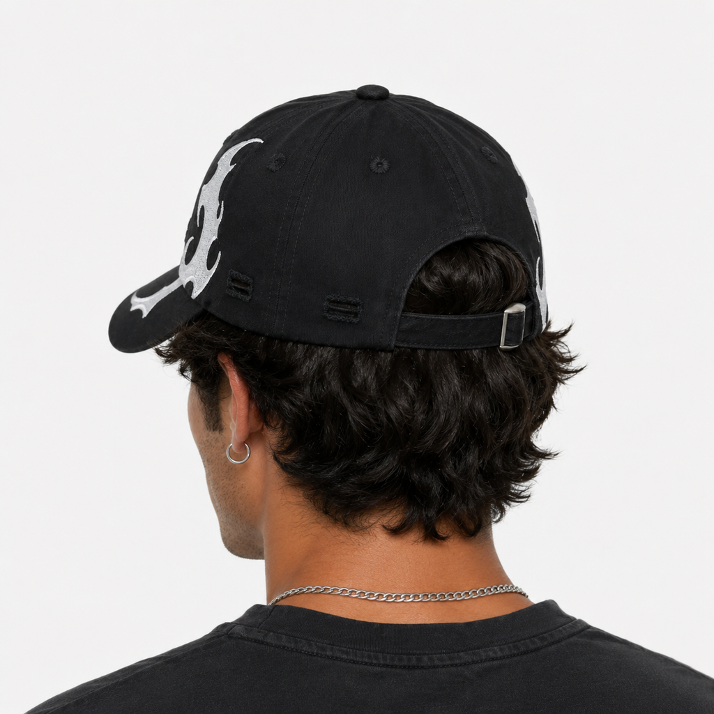 Couvre-Chef Noire Broderie Flamme