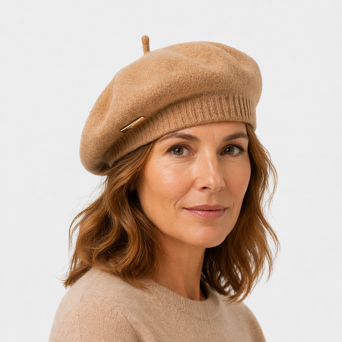 Couvre chef d'artiste Beige avec motif métallique
