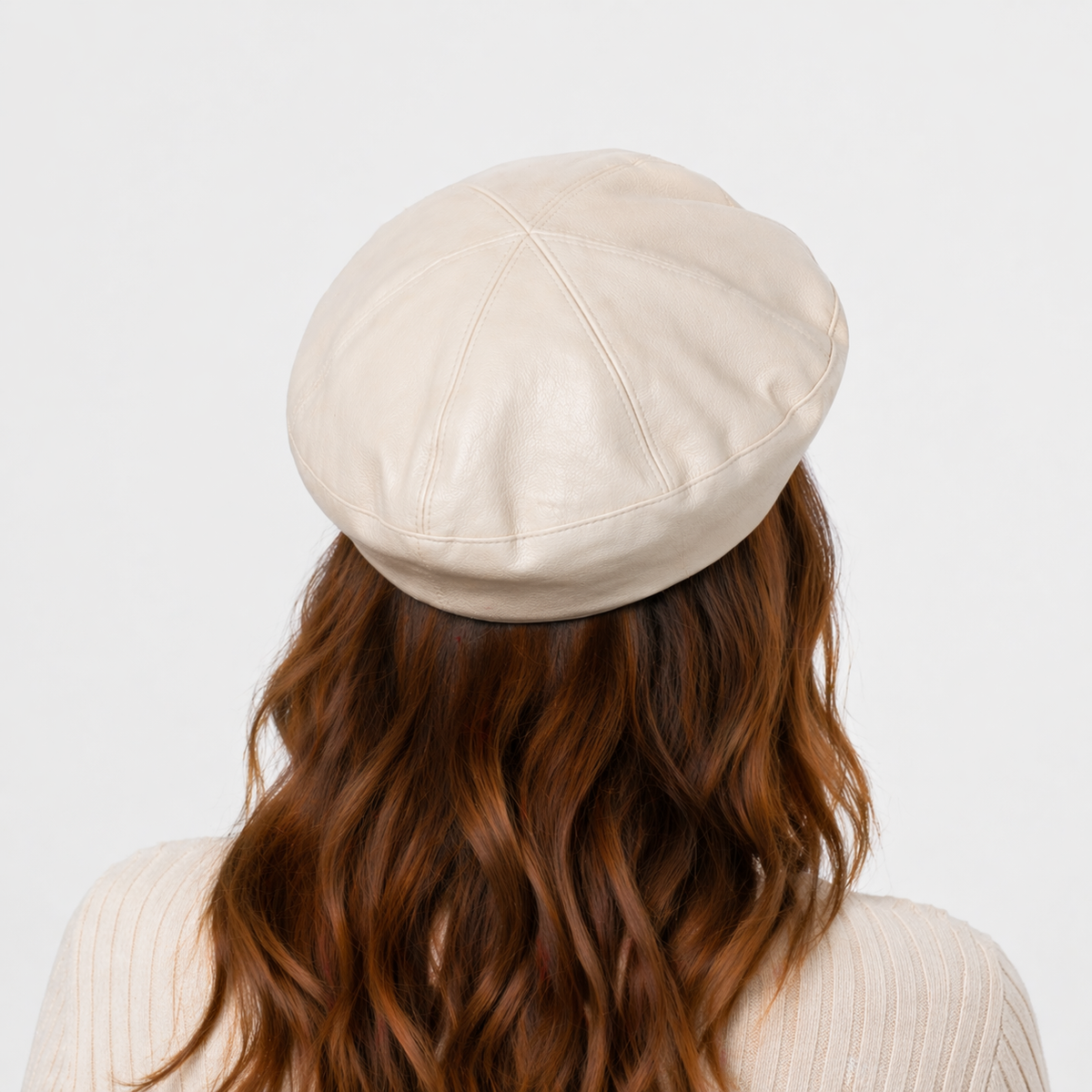 Couvre chef Coréen Blanc avec Motif "R"