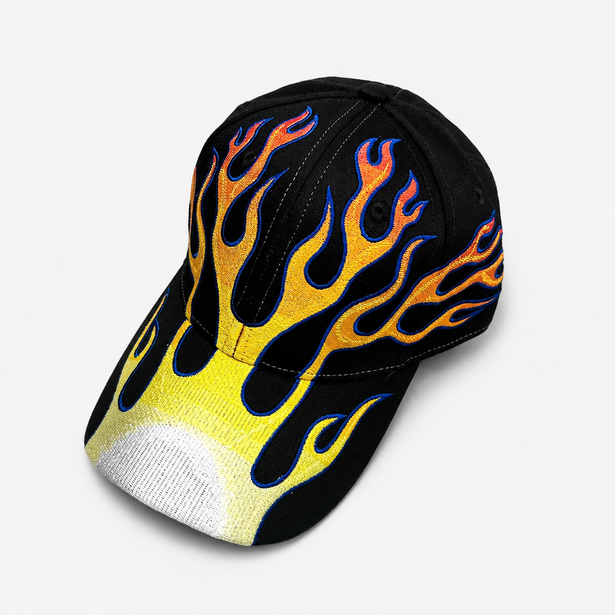 Couvre-Chef Motif Flammes Brodée