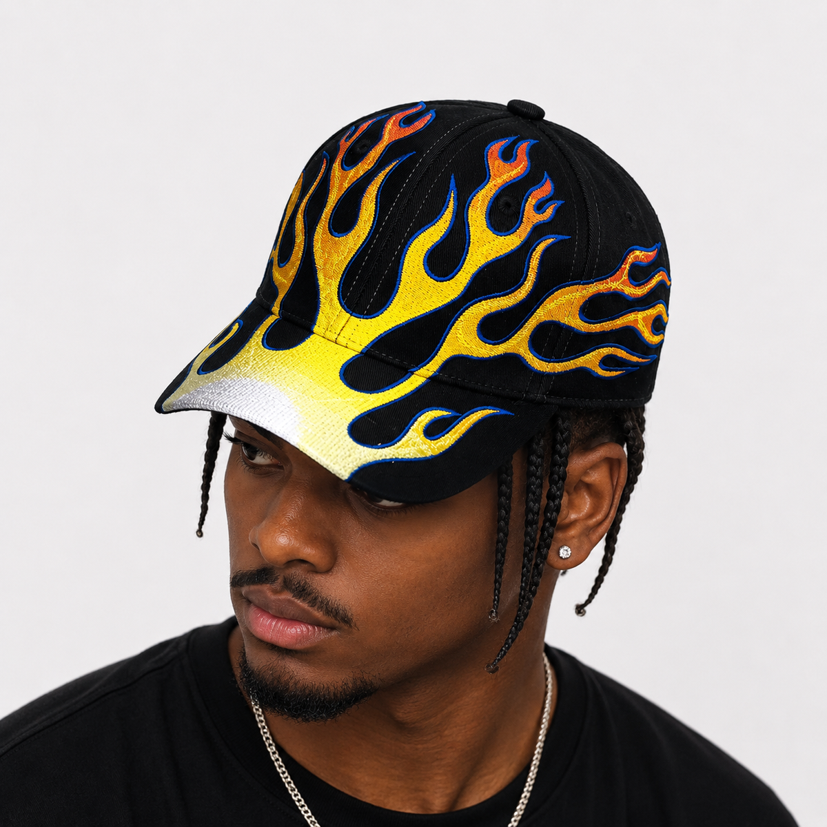 Couvre-Chef Motif Flammes Brodée