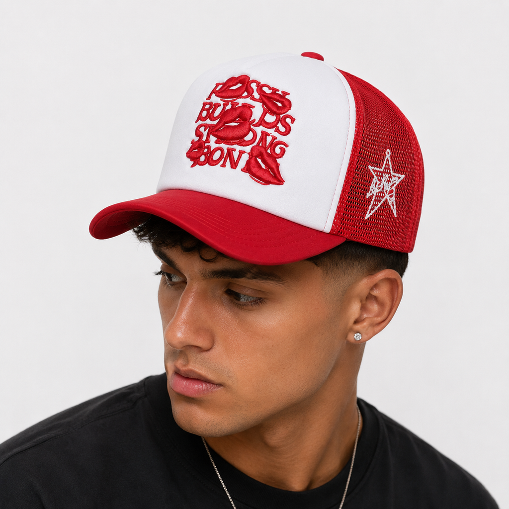 Couvre-Chef Trucker À Filet Broderie Lèvres Rouges