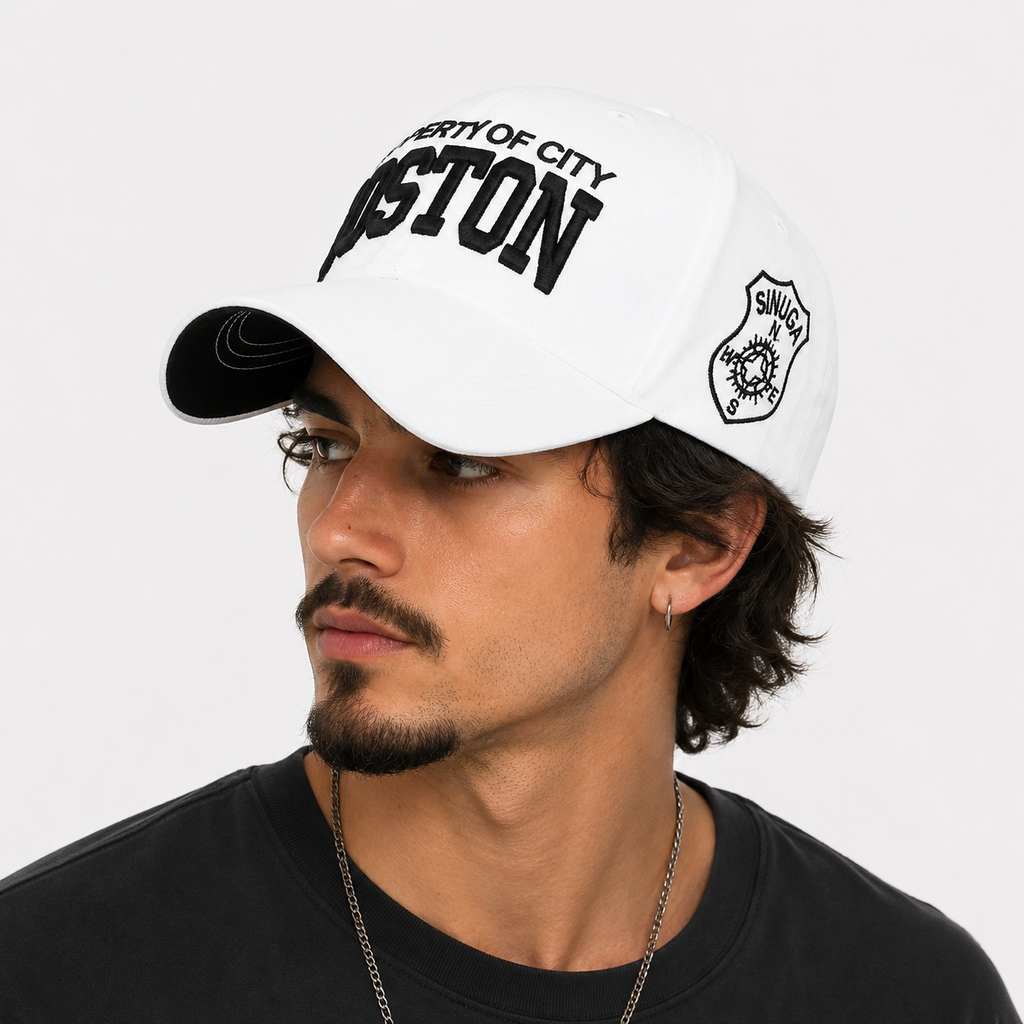 Casquette Boston Blanche Broderie Noire Premium