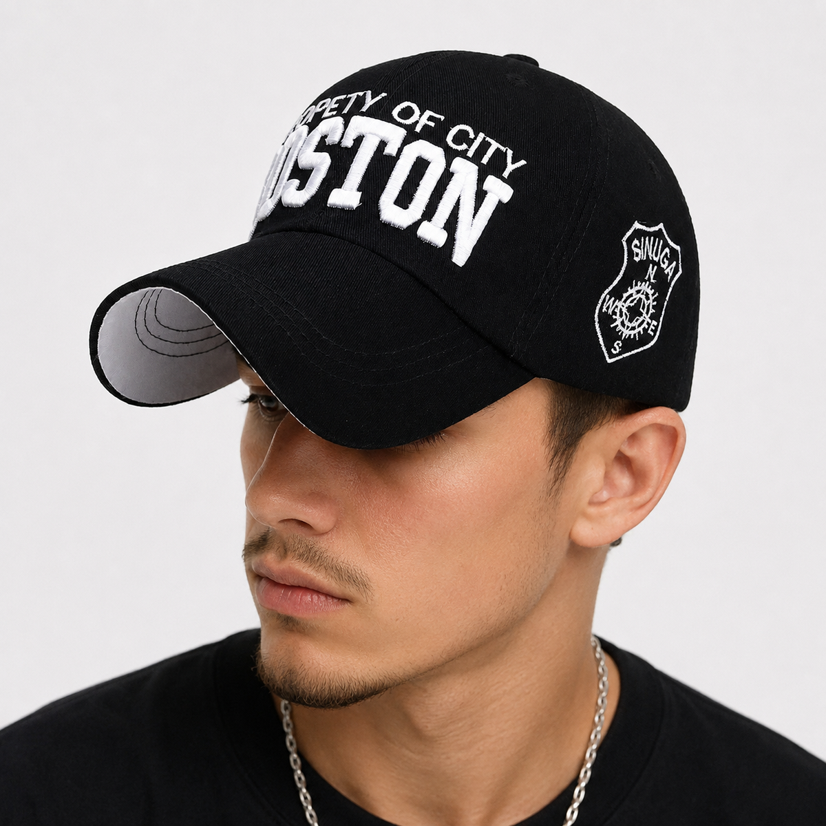 Casquette Boston Noire Brodée Blanche Streetwear