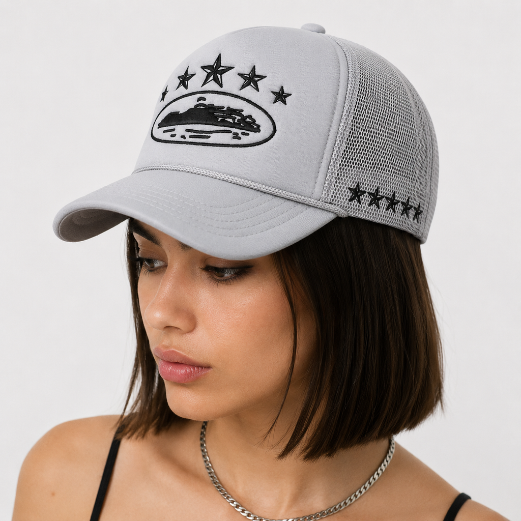 Casquette Trucker Grise Brodée Style Américain