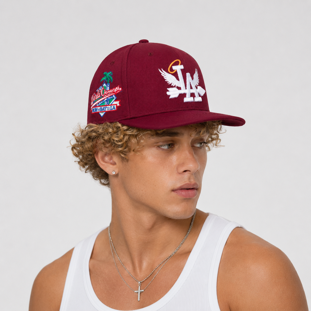 Casquette Snapback LA Bordeaux – Visière Plate Brodée